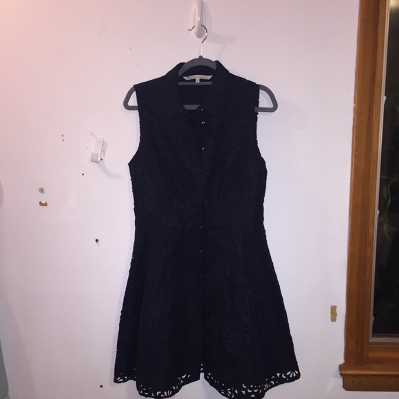 Embroidered lace overlay button down flare dress - Picture 7 of 8